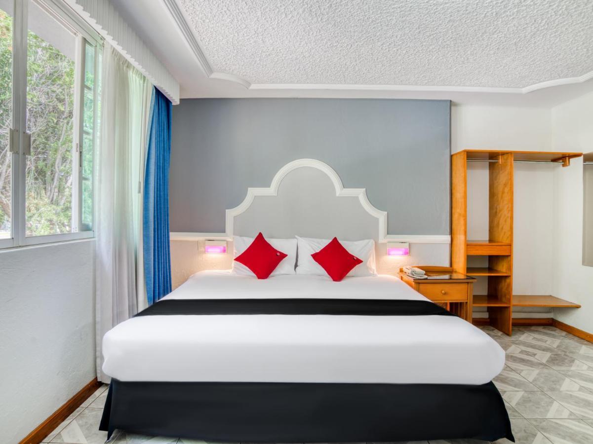 Deluxe,937335577:JPEG